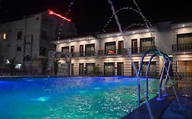 Moon Star Beach Resort